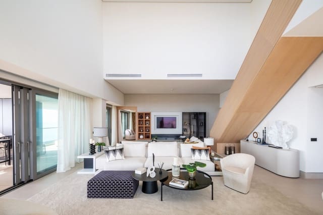 4 bedroom Penthouse for sale in Torre del Rio, Málaga city with pool - € 4,408,000 (Ref: 9711863)