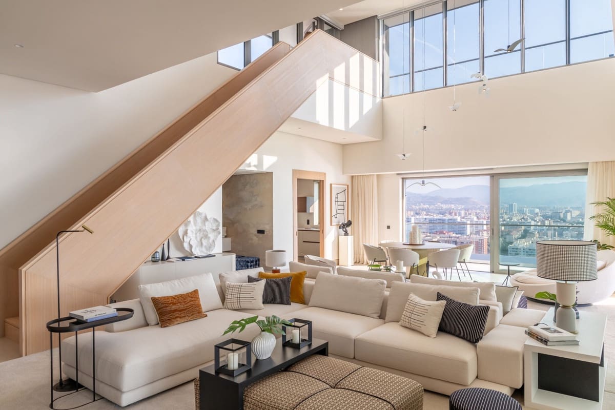 4 bedroom Penthouse for sale in Malaga city with pool - € 4,408,000 (Ref: 9711863)