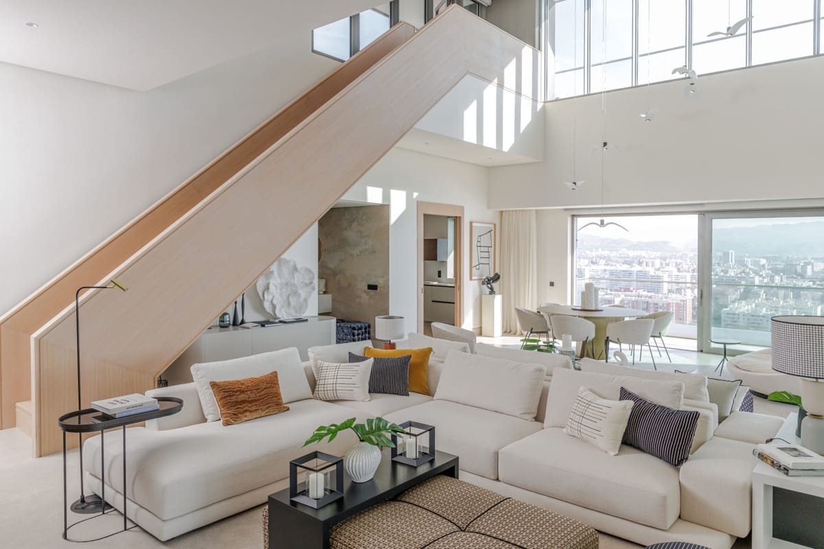 4 bedroom Penthouse for sale in Malaga city with pool - € 4,408,000 (Ref: 9711863)