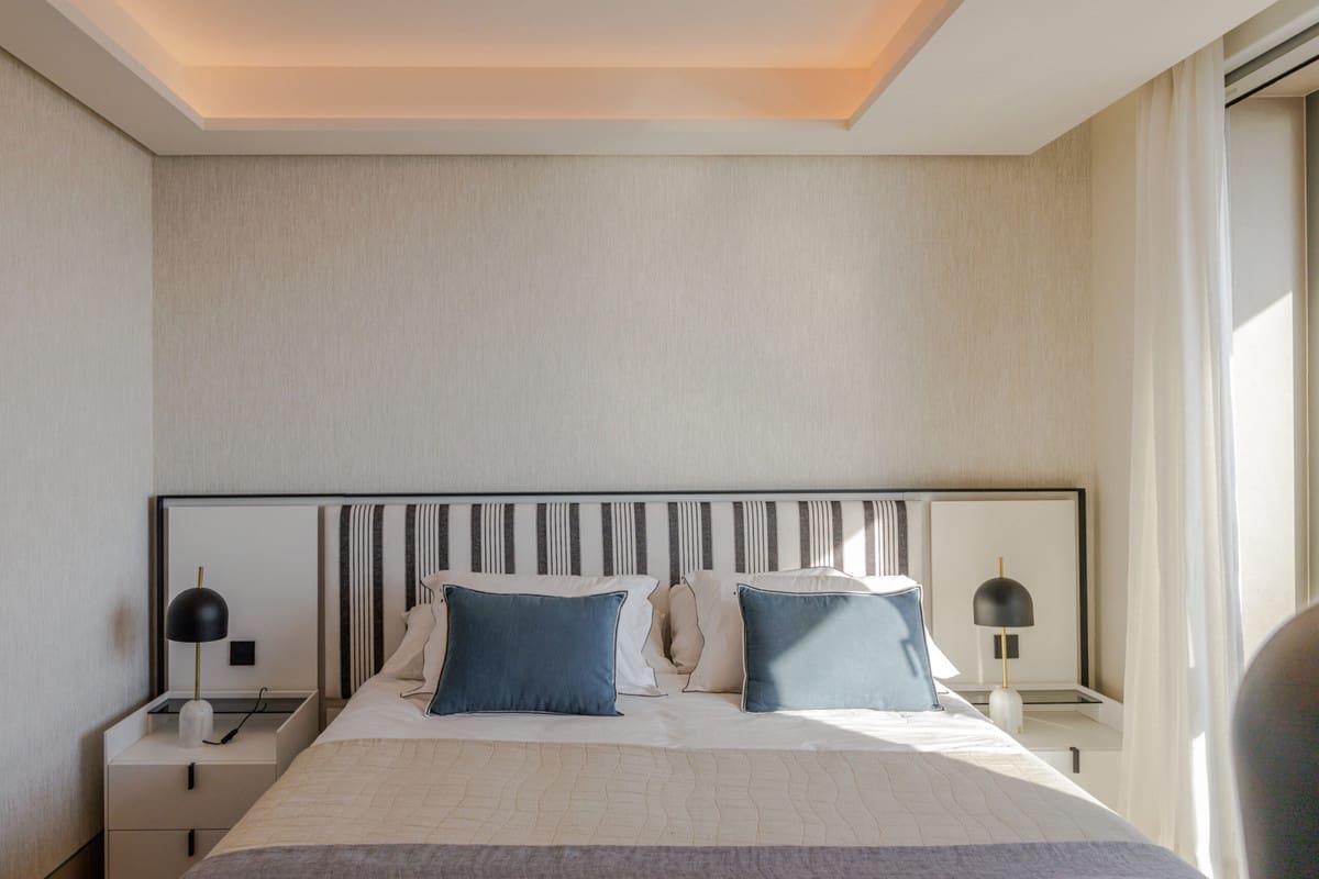 4 bedroom Penthouse for sale in Malaga city with pool - € 4,408,000 (Ref: 9711863)