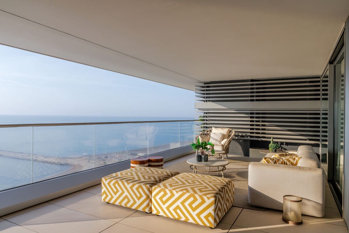4 bedroom Penthouse for sale in Malaga city with pool - € 4,408,000 (Ref: 9711863)