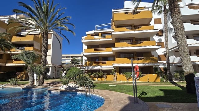2 chambre Appartement à vendre à Punta Prima, Orihuela avec garage - 279 000 € (Ref: 9711865)