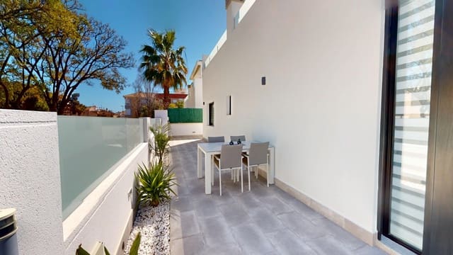 3 soveværelse Villa til salg i Centro, Los Alcázares med swimmingpool garage - € 469.000 (Ref: 9711866)