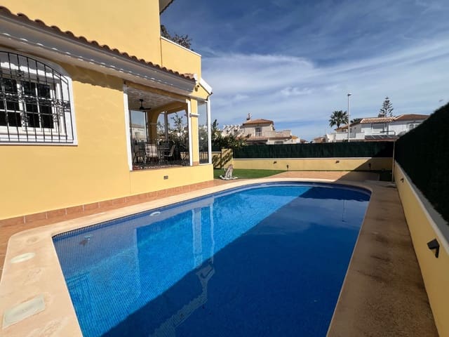 3 camera da letto Villa in vendita in Lomas de Cabo Roig - Los Dolses, Orihuela - 429.950 € (Rif: 9711869)