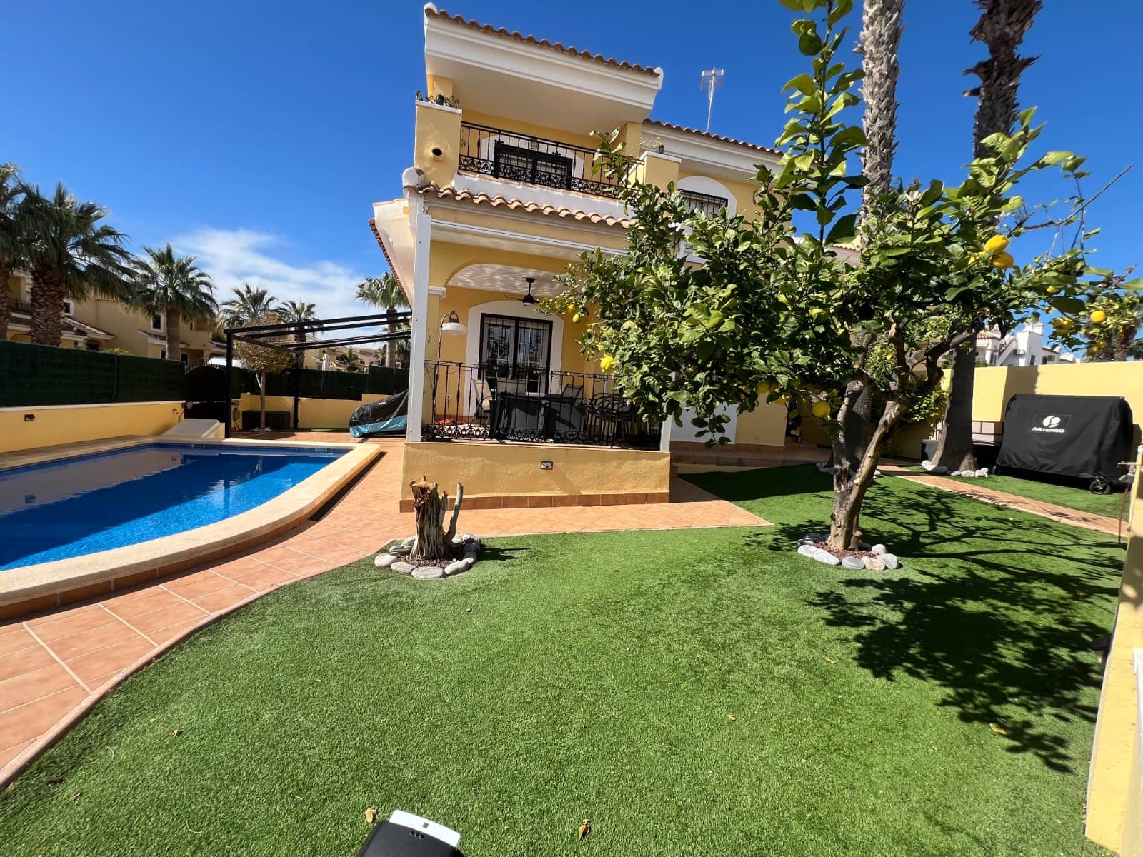 3 bedroom Villa for sale in Orihuela - € 429,950 (Ref: 9711869)