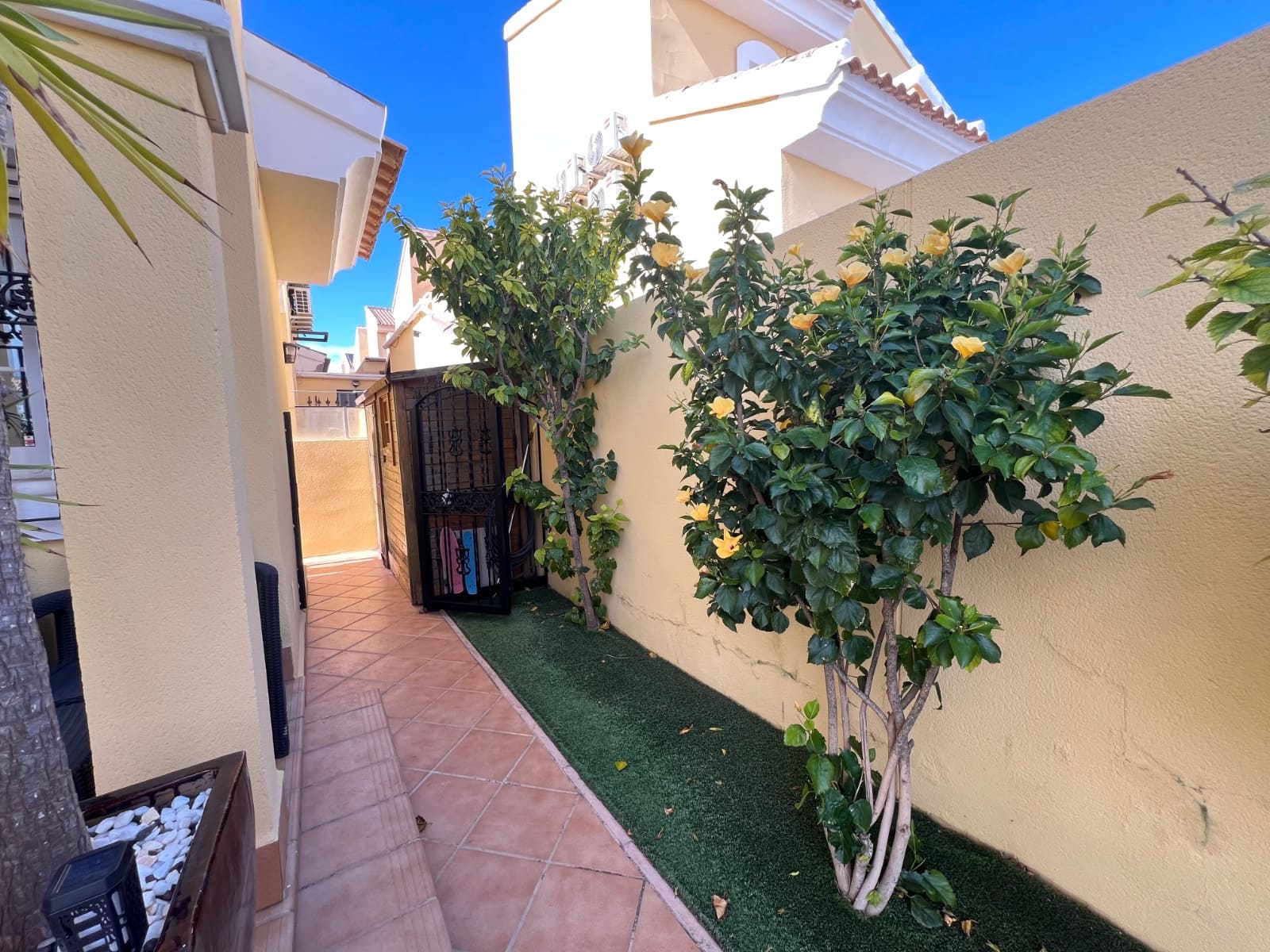 3 bedroom Villa for sale in Orihuela - € 429,950 (Ref: 9711869)