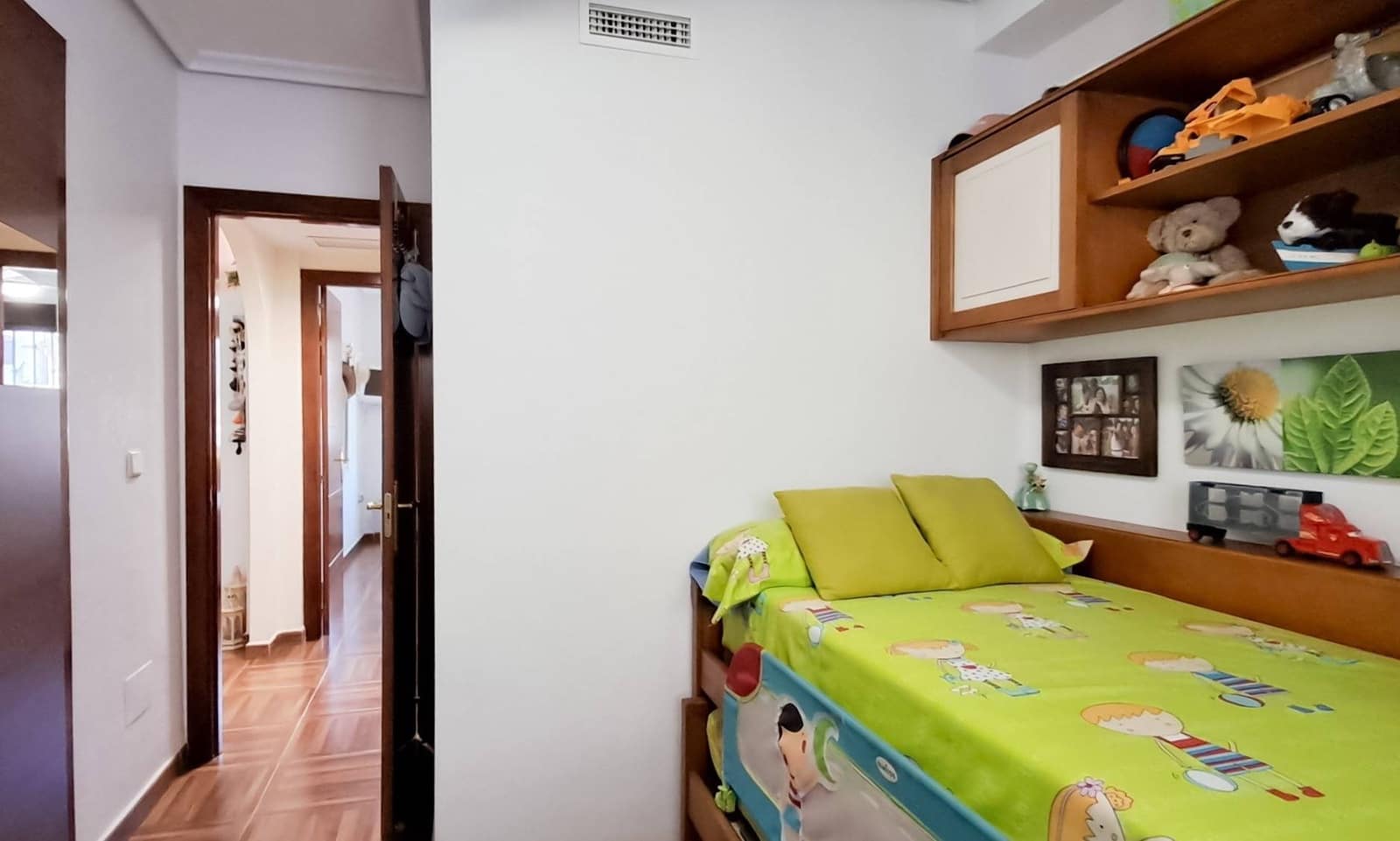 Apartamento de 2 habitaciones en Torrevieja en venta - 175.000 € (Ref: 9711872)