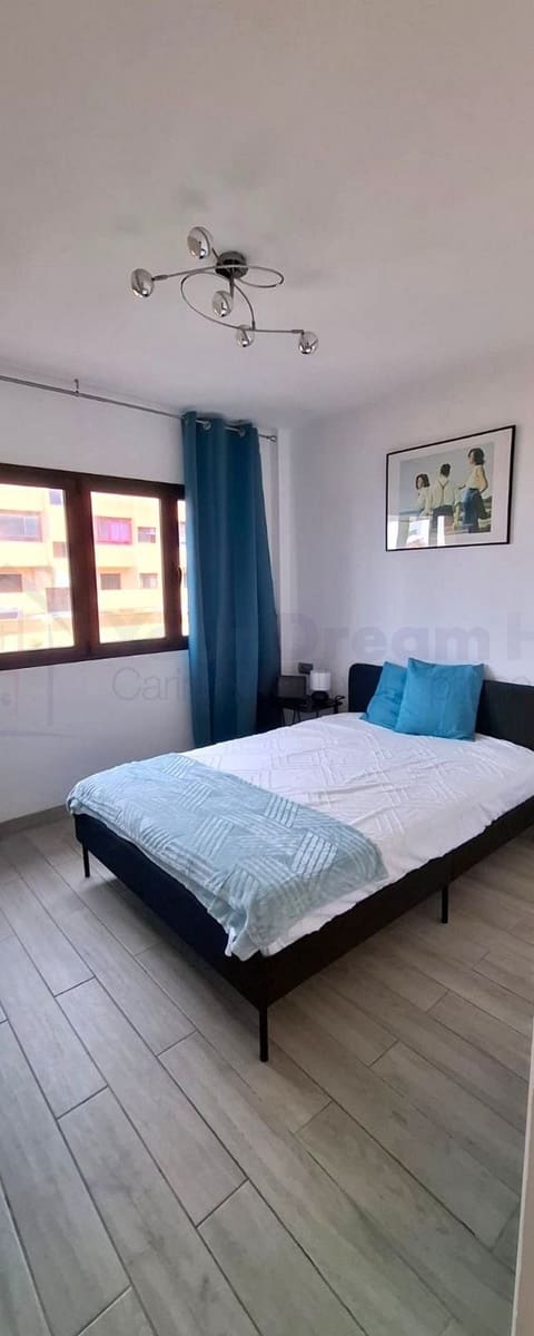 2 bedroom Apartment for sale in Corralejo - € 329,000 (Ref: 9714755)