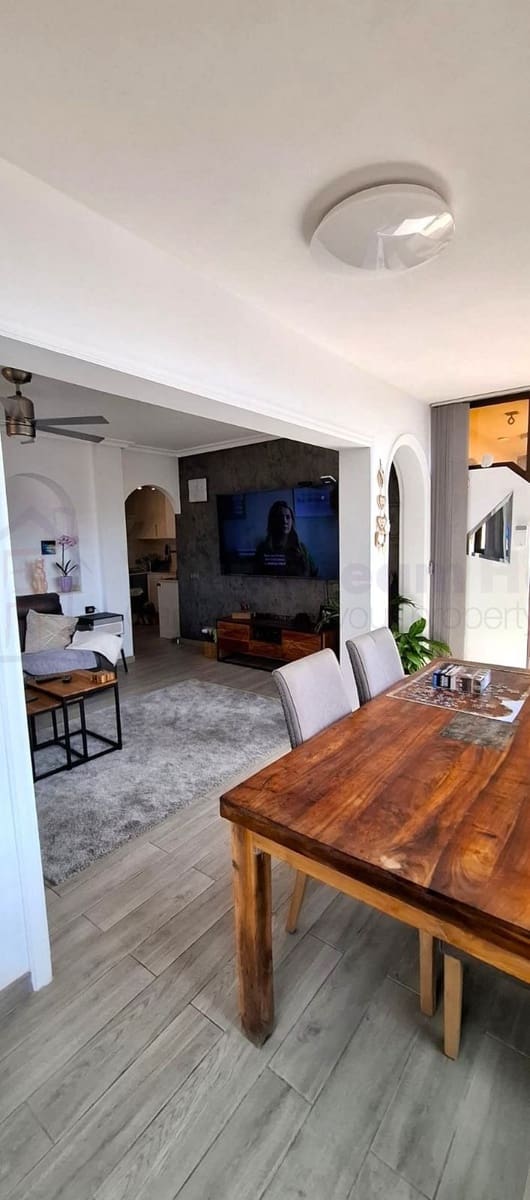 2 bedroom Apartment for sale in Corralejo - € 329,000 (Ref: 9714755)
