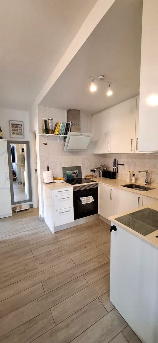 2 bedroom Apartment for sale in Corralejo - € 329,000 (Ref: 9714755)