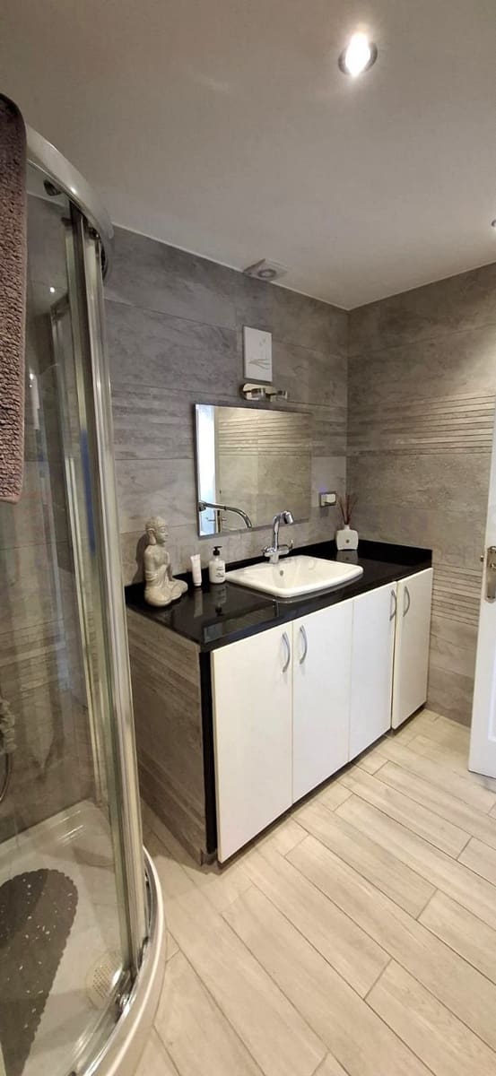 2 bedroom Apartment for sale in Corralejo - € 329,000 (Ref: 9714755)