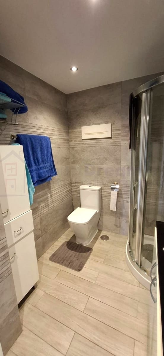 2 bedroom Apartment for sale in Corralejo - € 329,000 (Ref: 9714755)