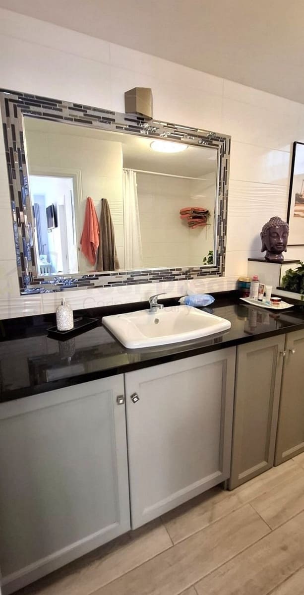 2 bedroom Apartment for sale in Corralejo - € 329,000 (Ref: 9714755)