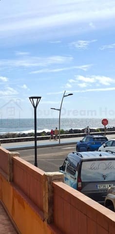 2 soveværelse Lejlighed til salg i Corralejo, La Oliva - € 329.000 (Ref: 9714755)