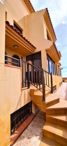 Apartamento de 2 habitaciones en Corralejo, La Oliva en venta - 329.000 € (Ref: 9714755)