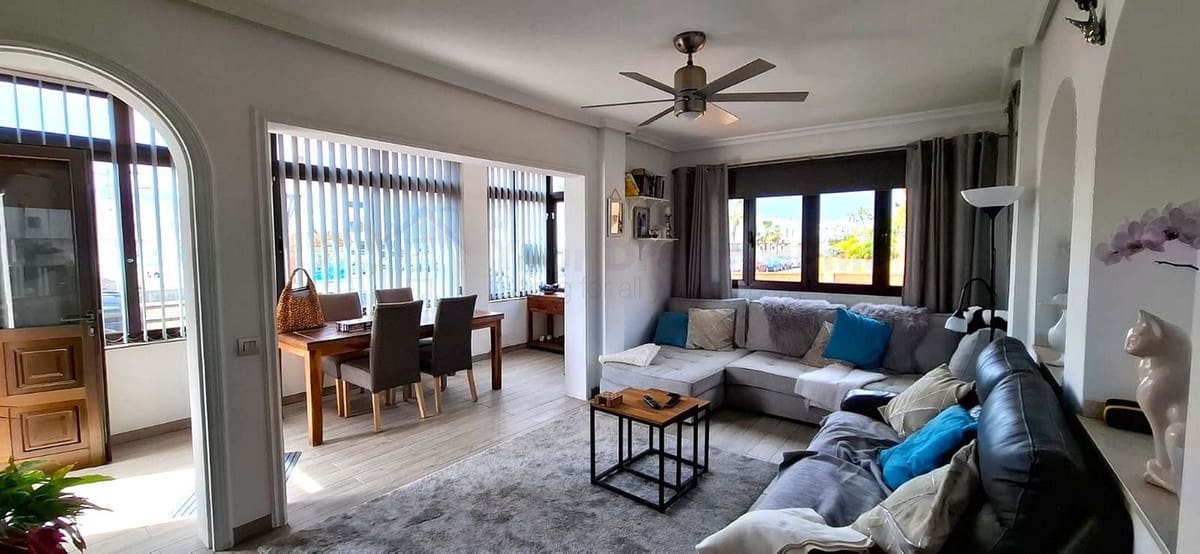 2 bedroom Apartment for sale in Corralejo - € 329,000 (Ref: 9714755)