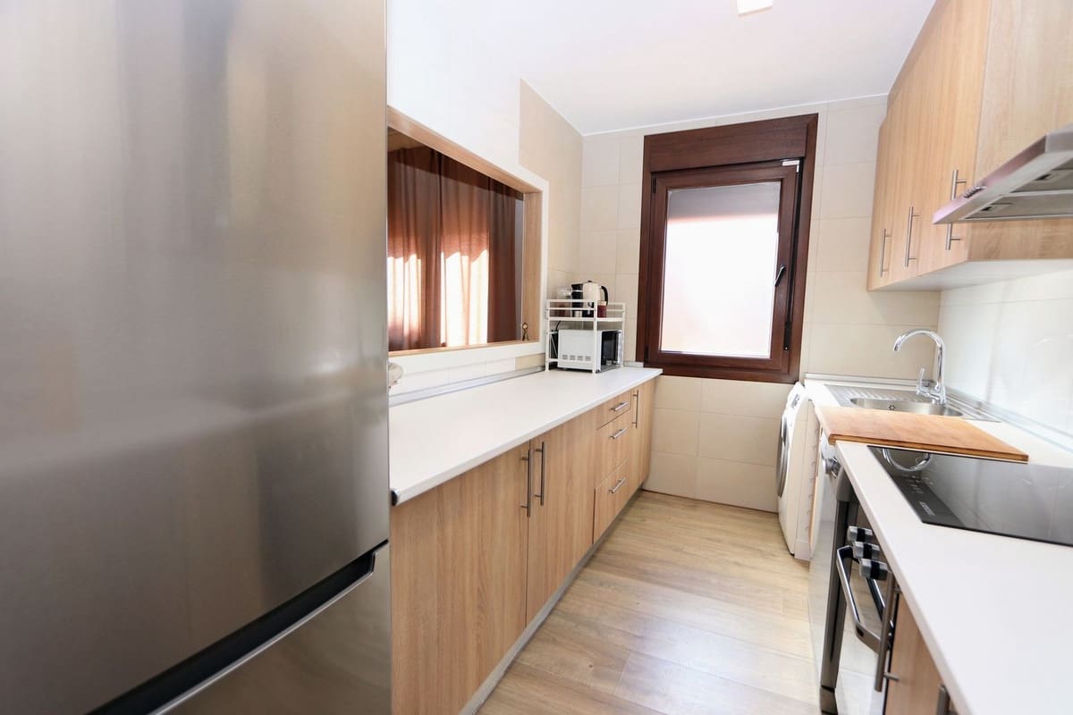 3 bedroom Apartment for sale in Los Alcazares with pool garage - € 249,000 (Ref: 9714757)