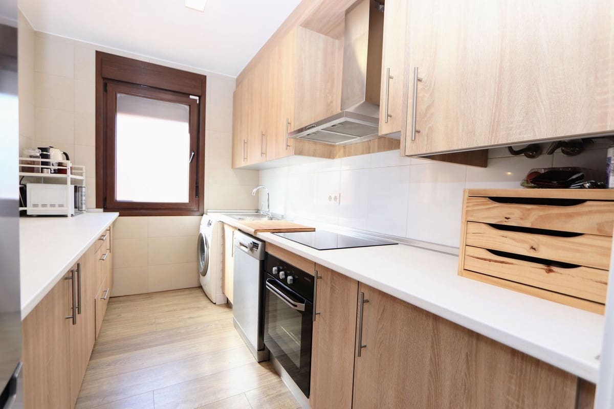 3 bedroom Apartment for sale in Los Alcazares with pool garage - € 249,000 (Ref: 9714757)