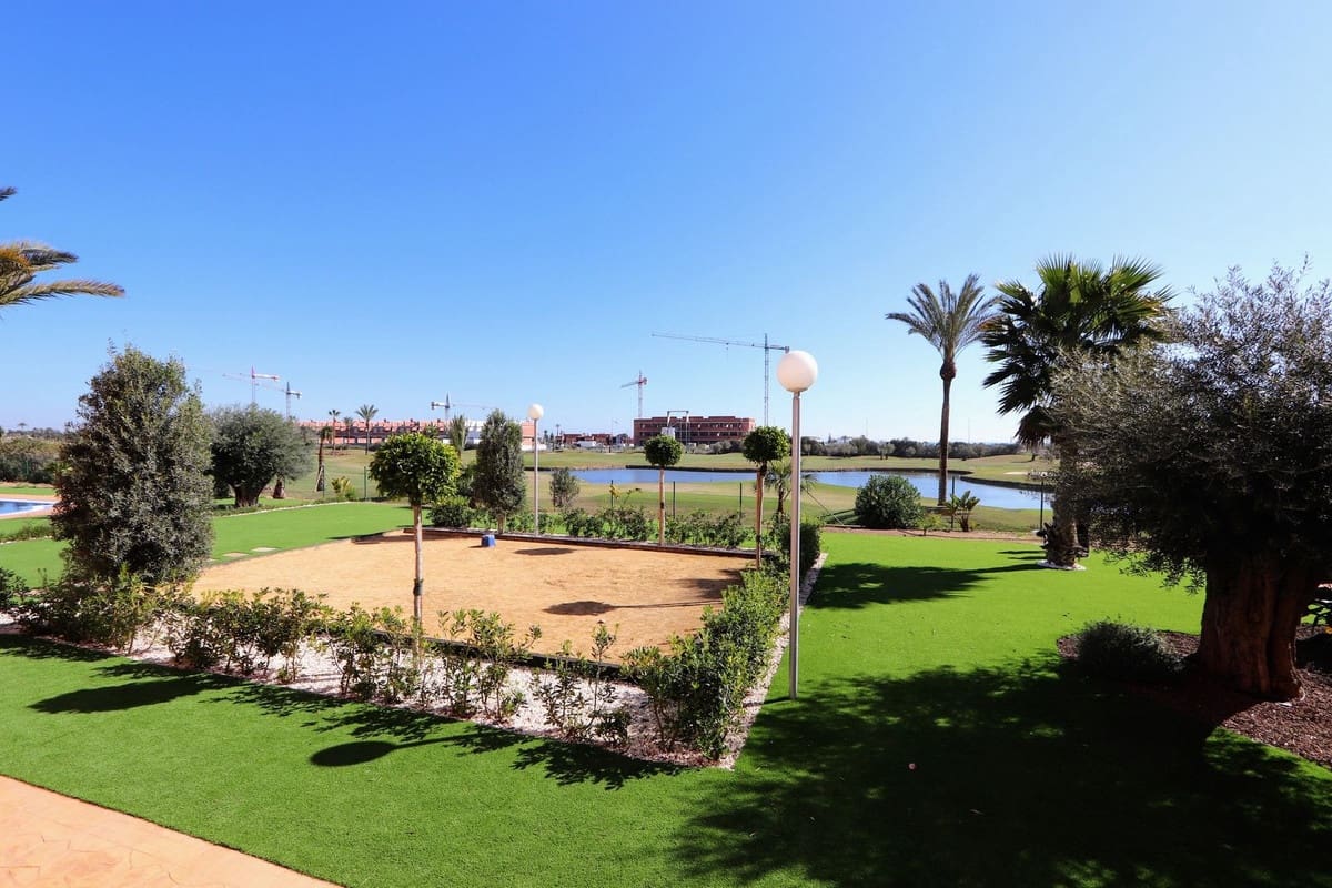 3 bedroom Apartment for sale in Los Alcazares with pool garage - € 249,000 (Ref: 9714757)