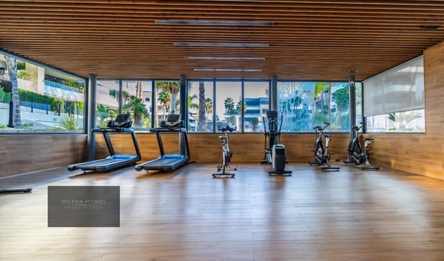 3 soveværelse Lejlighed til salg i Playa Flamenca, Orihuela med swimmingpool - € 515.000 (Ref: 9714776)