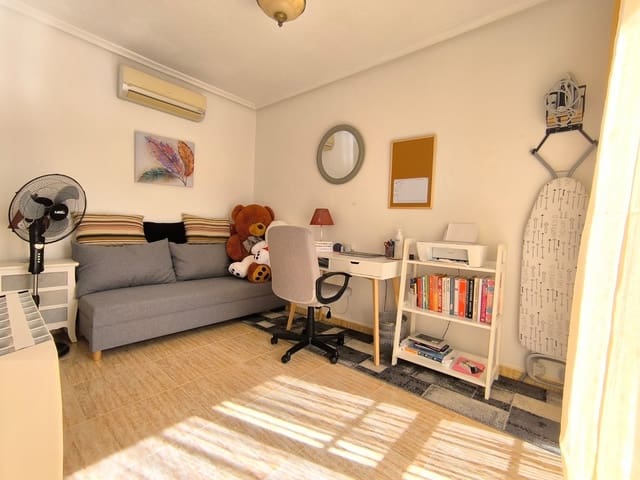 3 slaapkamer Villa te koop in El Raso, Guardamar del Segura - € 339.995 (Ref: 9714777)