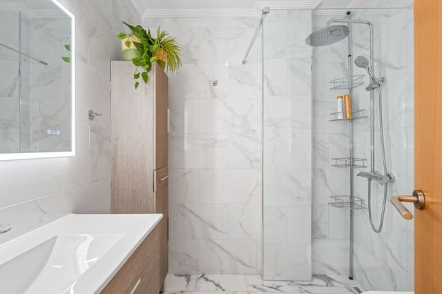 2 bedroom Apartment for sale in La Veleta, Torrevieja with garage - € 249,000 (Ref: 9714778)