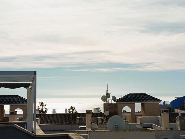 2 soveværelse Penthouse til salg i Cabo Roig, Orihuela med swimmingpool garage - € 219.000 (Ref: 9714779)