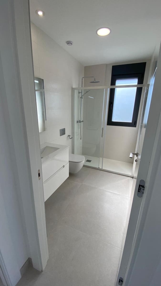 3 quarto Moradia para venda em Torrevieja - 650 000 € (Ref: 9714802)