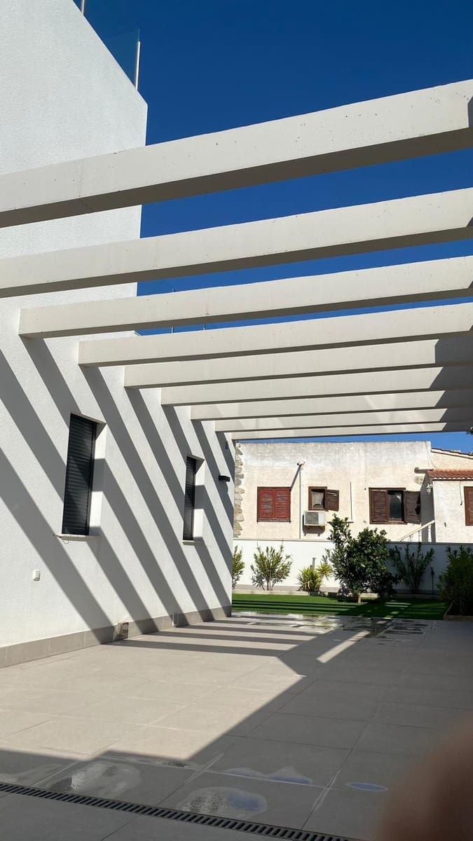 3 quarto Moradia para venda em Torrevieja - 650 000 € (Ref: 9714802)