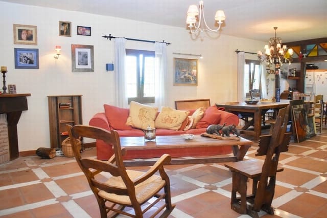 4 bedroom Villa for sale in Mijas Costa, Mijas with pool - € 1,195,000 (Ref: 9714812)