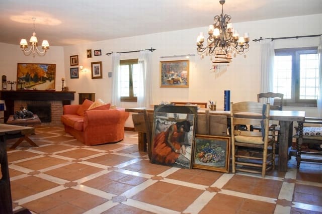 4 bedroom Villa for sale in Mijas Costa, Mijas with pool - € 1,195,000 (Ref: 9714812)