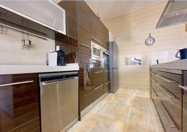 4 quarto Moradia para venda em Pilar de la Horadada com piscina - 595 000 € (Ref: 9719796)