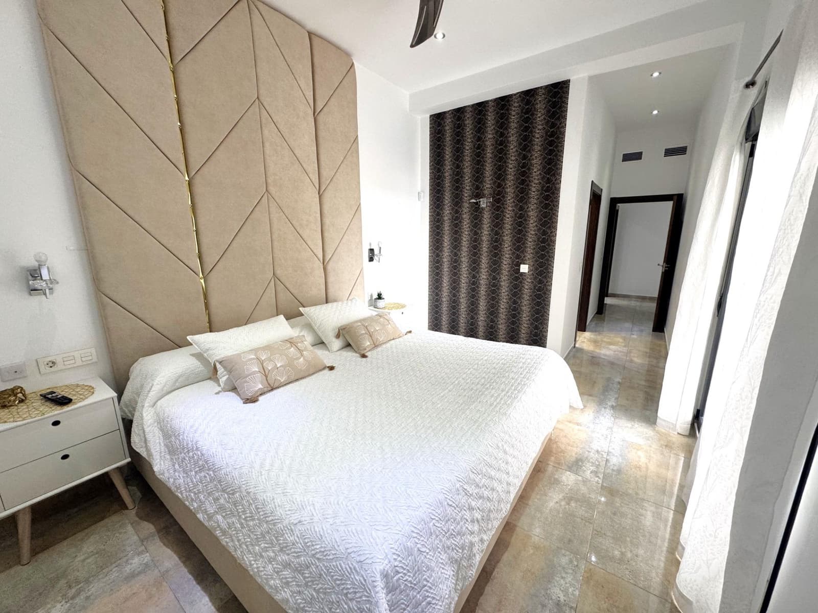 4 quarto Moradia para venda em Pilar de la Horadada com piscina - 595 000 € (Ref: 9719796)