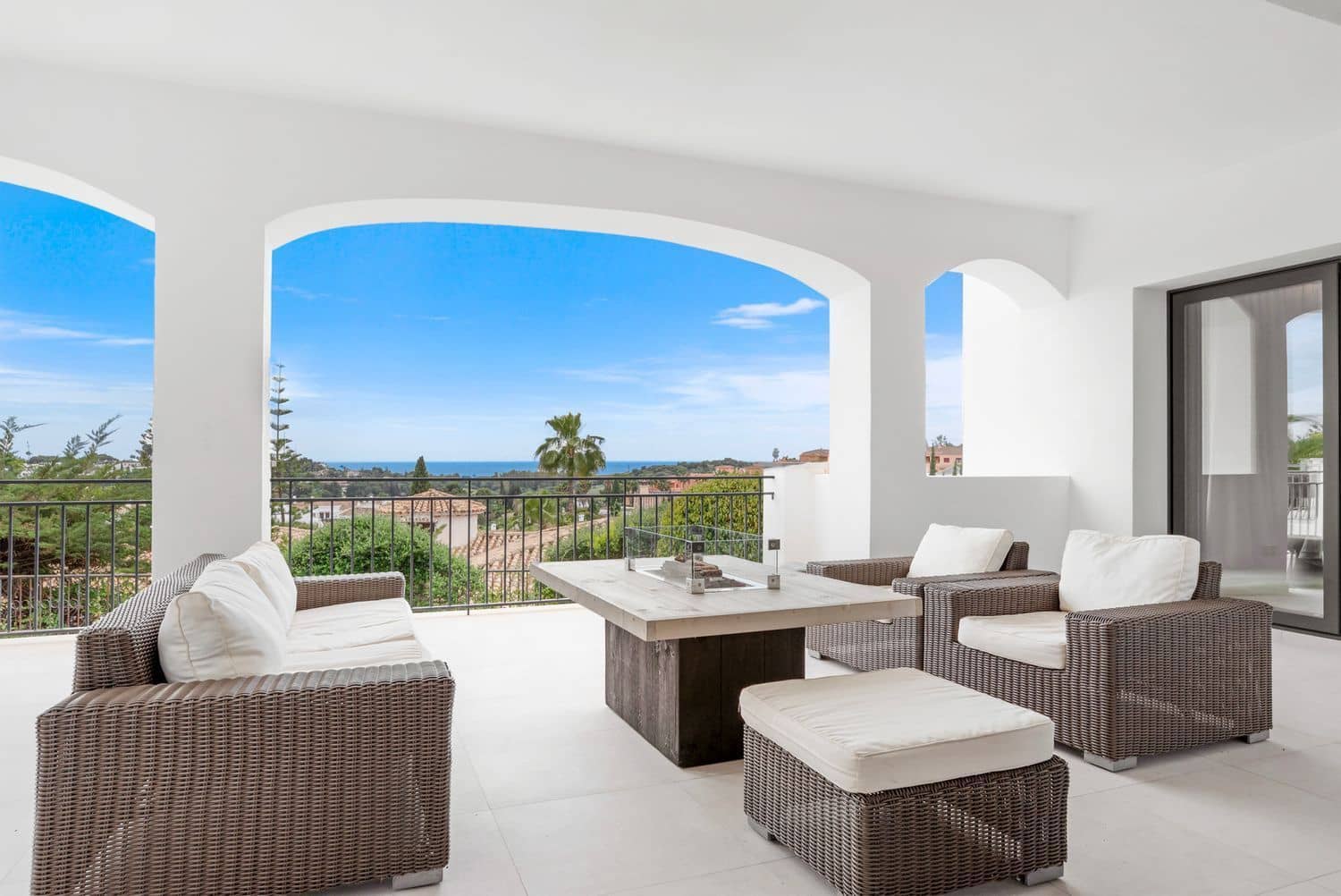 5 Zimmer Villa zu verkaufen in Benahavis mit Pool Garage - 2.750.000 € (Ref: 9719798)