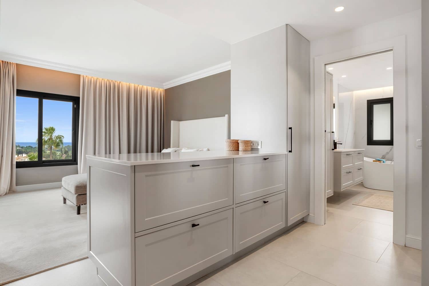 5 Zimmer Villa zu verkaufen in Benahavis mit Pool Garage - 2.750.000 € (Ref: 9719798)