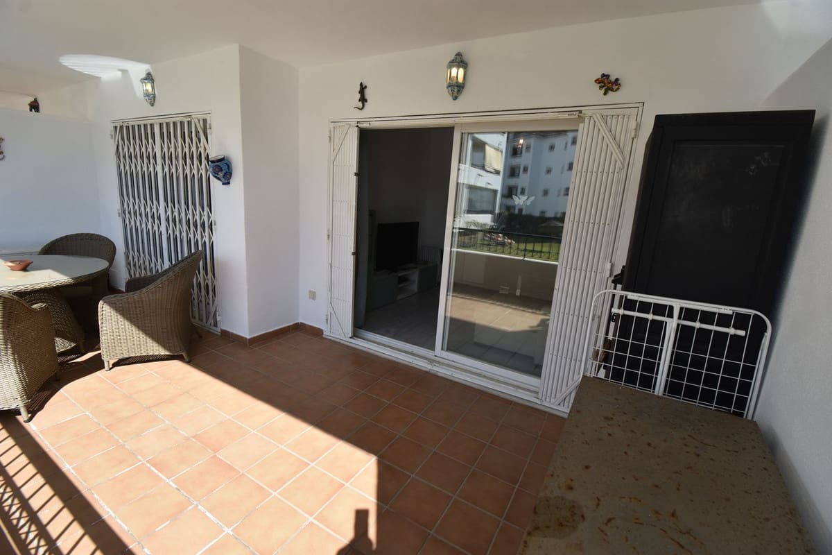 2 quarto Apartamento para venda em Calahonda com piscina garagem - 330 000 € (Ref: 9726551)