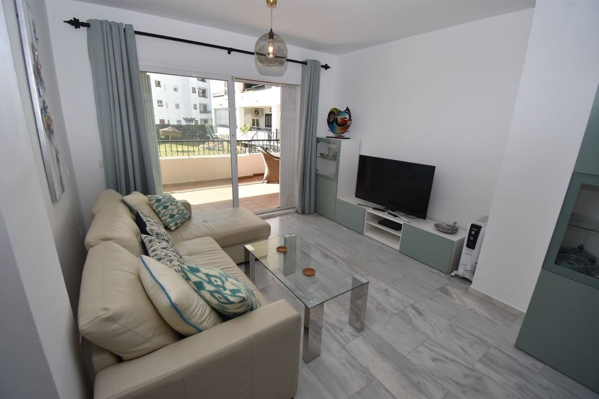2 quarto Apartamento para venda em Calahonda com piscina garagem - 330 000 € (Ref: 9726551)