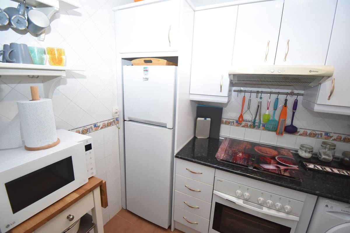 2 quarto Apartamento para venda em Calahonda com piscina garagem - 330 000 € (Ref: 9726551)