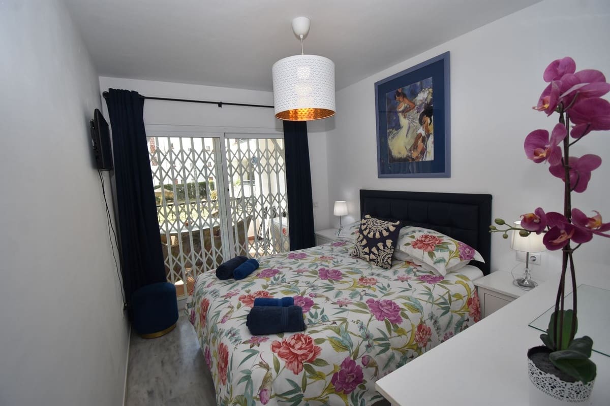 2 quarto Apartamento para venda em Calahonda com piscina garagem - 330 000 € (Ref: 9726551)