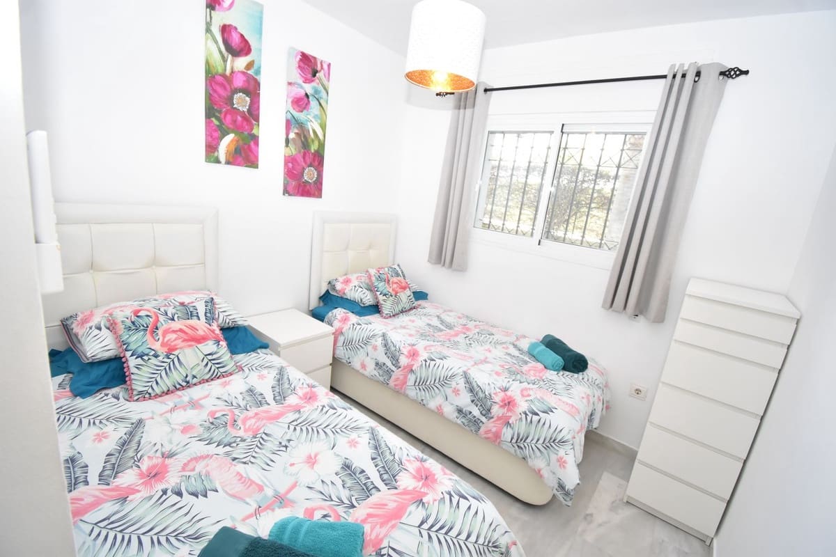 2 quarto Apartamento para venda em Calahonda com piscina garagem - 330 000 € (Ref: 9726551)