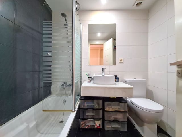3 makuuhuone Huoneisto myytävänä paikassa Centro, Estepona - 338 000 € (Ref: 9726565)