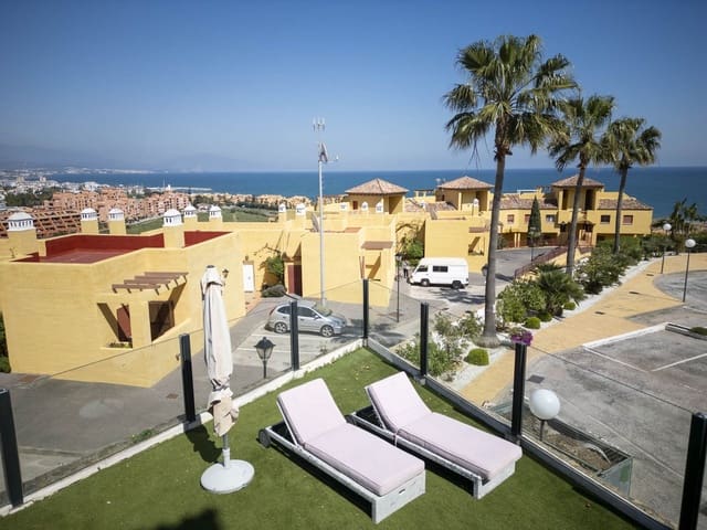 3 chambre Appartement à vendre à La Duquesa / Puerto de la Duquesa, Manilva - 375 000 € (Ref: 9726566)