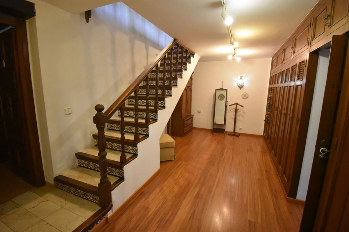 4 soveværelse Villa til salg i Mijas med swimmingpool garage - € 1.399.000 (Ref: 9726568)