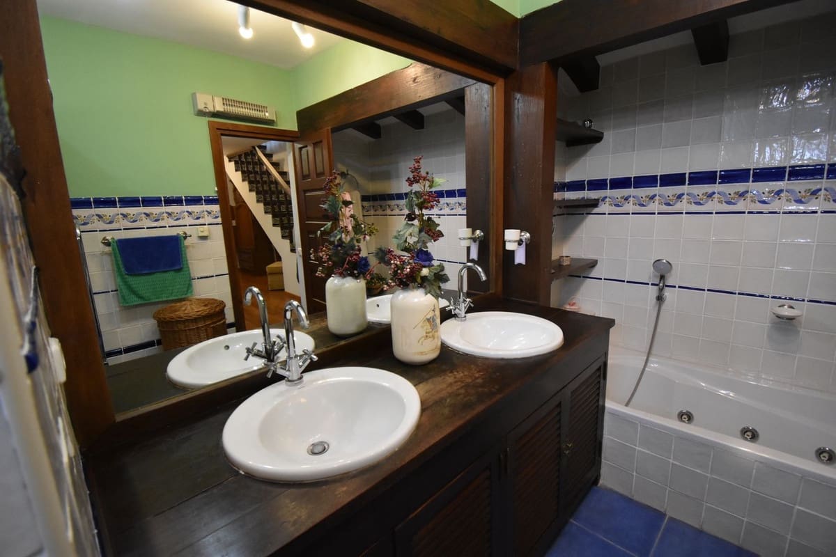 4 soveværelse Villa til salg i Mijas med swimmingpool garage - € 1.399.000 (Ref: 9726568)