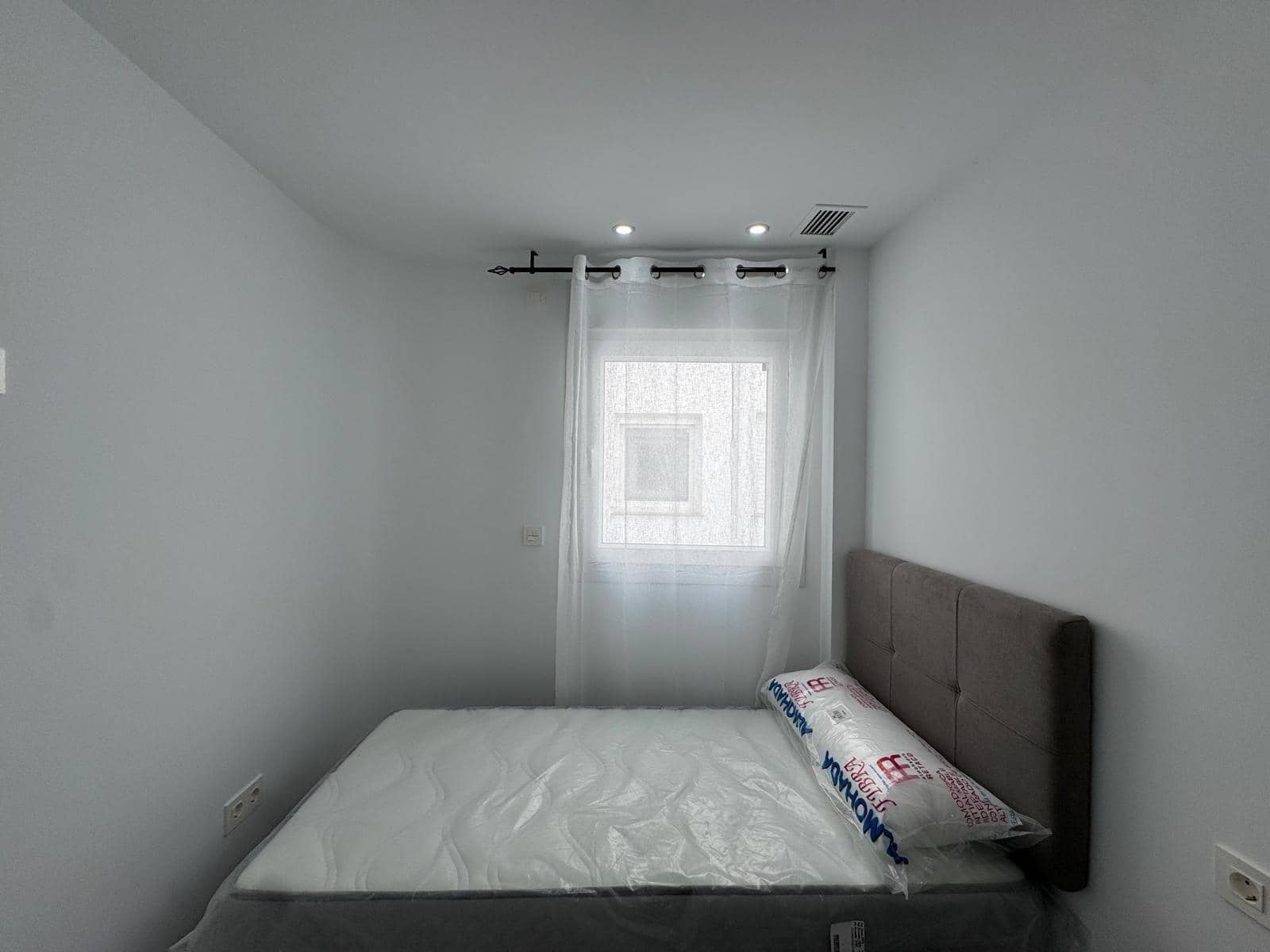 2 slaapkamer Appartement te koop in Torrevieja met zwembad - € 189.900 (Ref: 9729289)