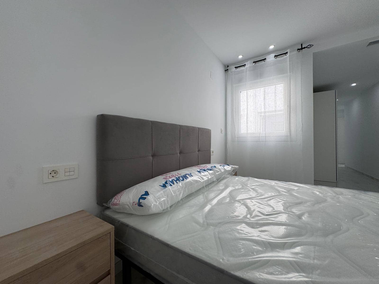 2 slaapkamer Appartement te koop in Torrevieja met zwembad - € 189.900 (Ref: 9729289)