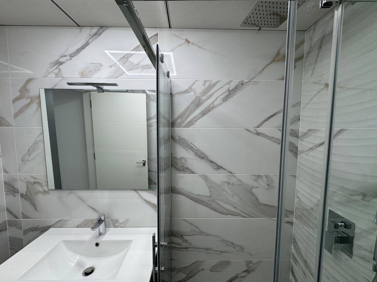 2 slaapkamer Appartement te koop in Torrevieja met zwembad - € 189.900 (Ref: 9729289)