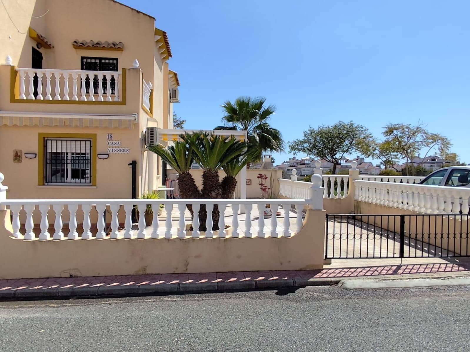 2 soveværelse Bungalow til salg i Orihuela med swimmingpool - € 230.000 (Ref: 9729294)