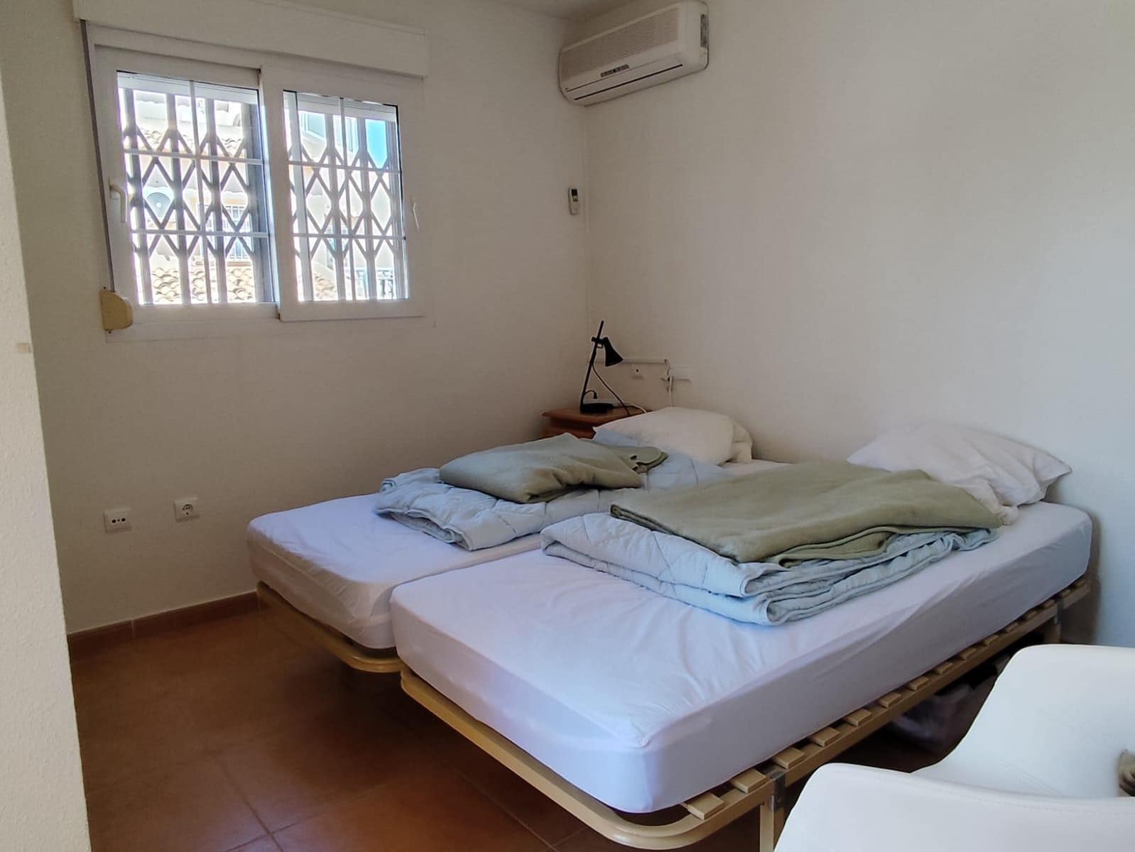 2 soveværelse Bungalow til salg i Orihuela med swimmingpool - € 230.000 (Ref: 9729294)