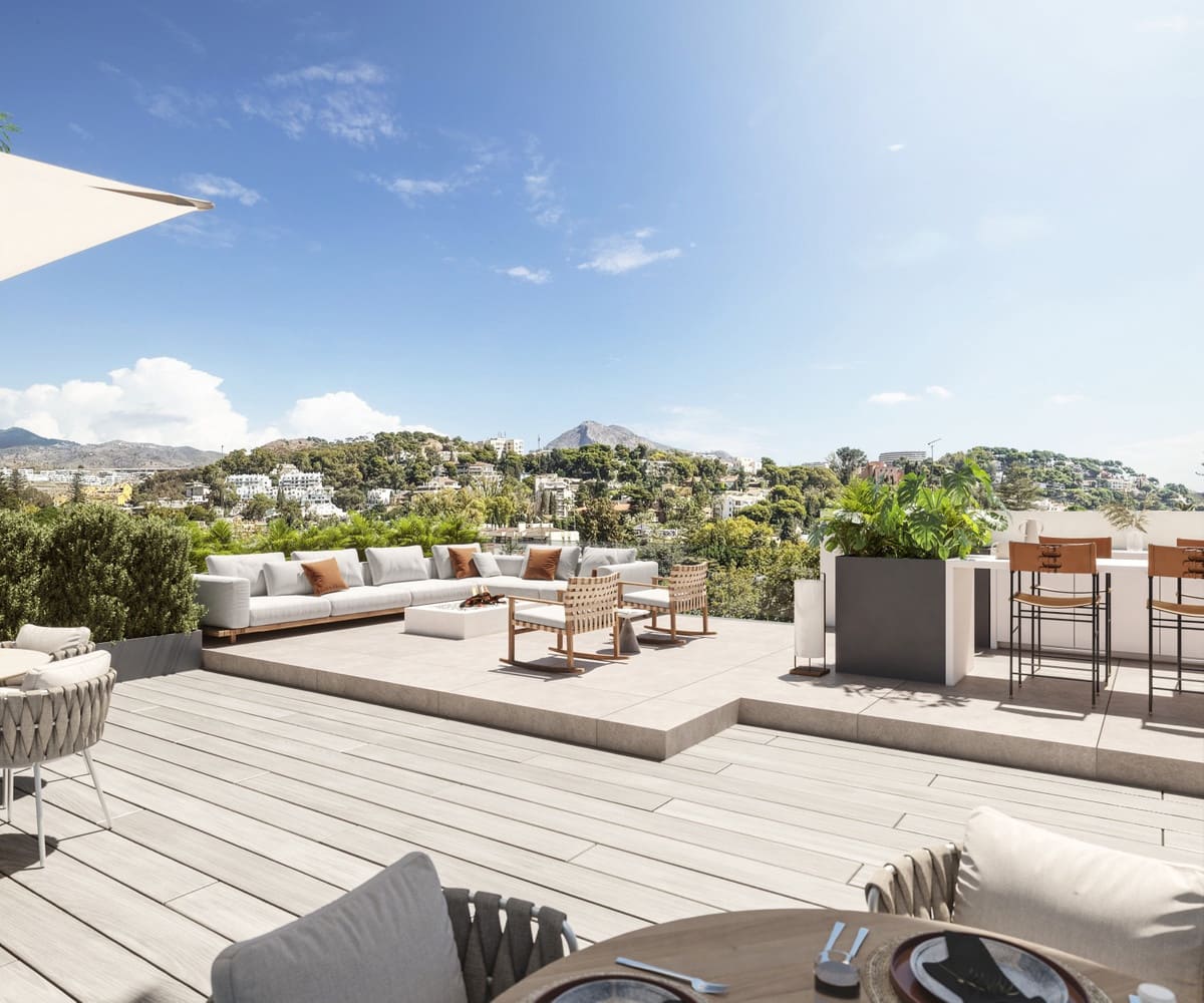 2 soveværelse Lejlighed til salg i El Limonar med swimmingpool - € 1.950.000 (Ref: 9730954)